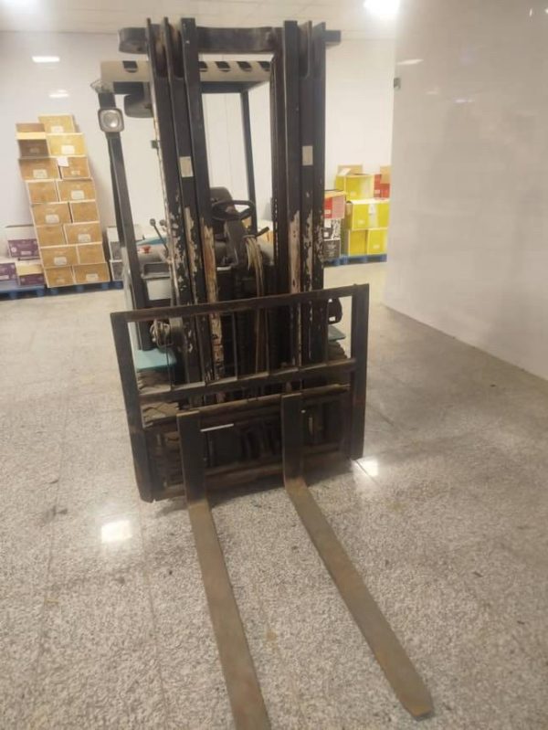 لیفتراک برقی چینی دکل بلند
